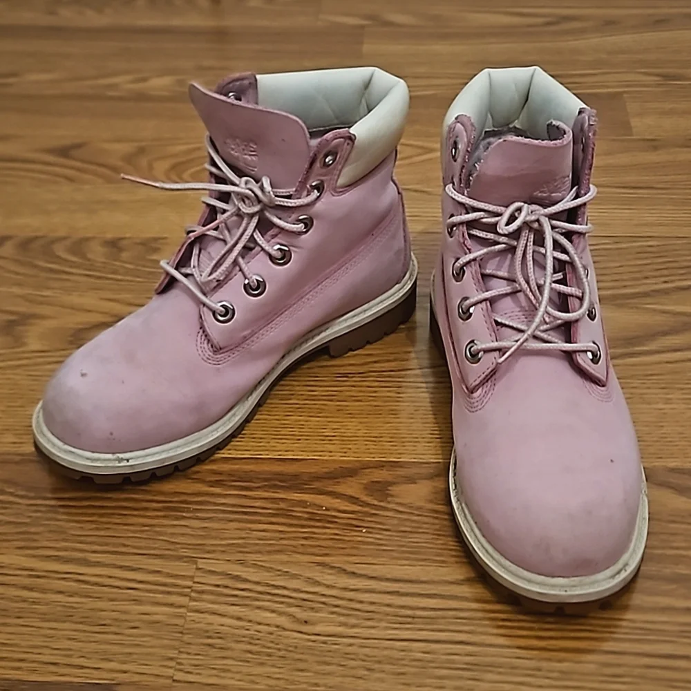 Junior Pink Timberland Leather Boots/ 4.5